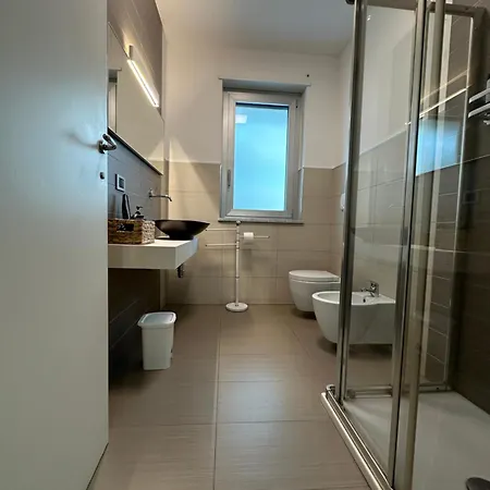 La Casa Di Yasmin_pescara Centro アパート *